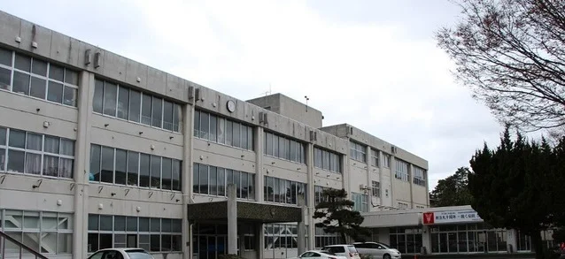秋田商業高校まで350m