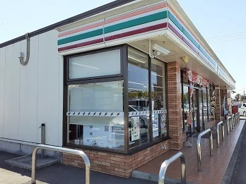 セブンイレブン玉村福島店まで2100m