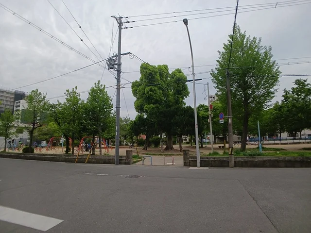 南中本公園まで400m