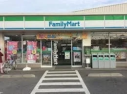 ファミリーマート新堀店まで1200m
