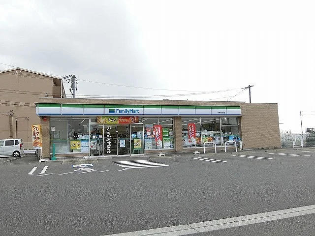 ファミリーマート本巣天神前店まで1200m
