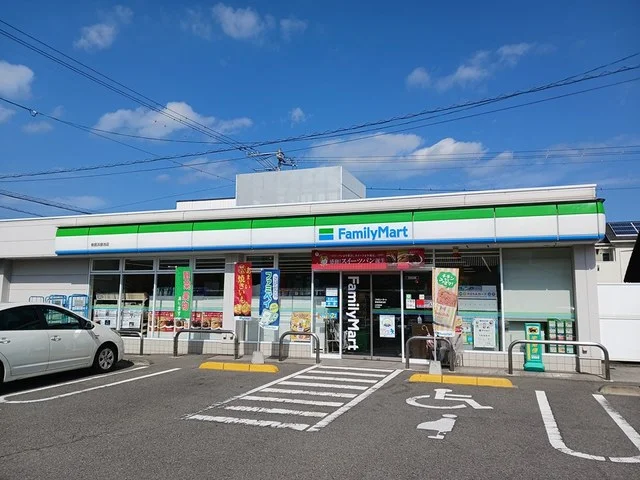 ファミリーマート新居浜泉池店まで209m