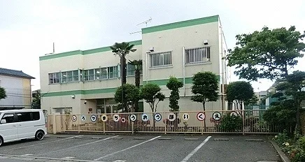城山中央保育園まで1000m