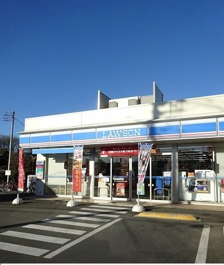 ローソンまで700m