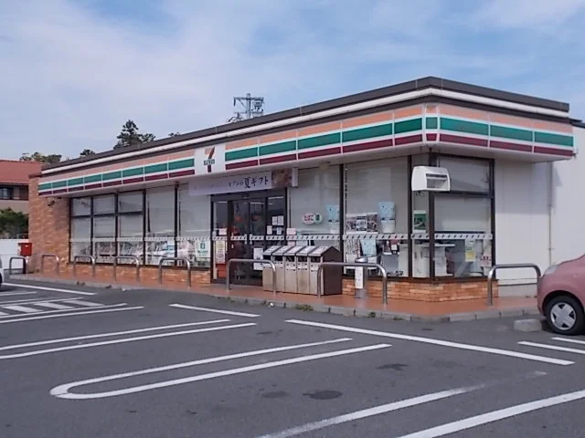 セブンイレブン羽島駅前店まで750m