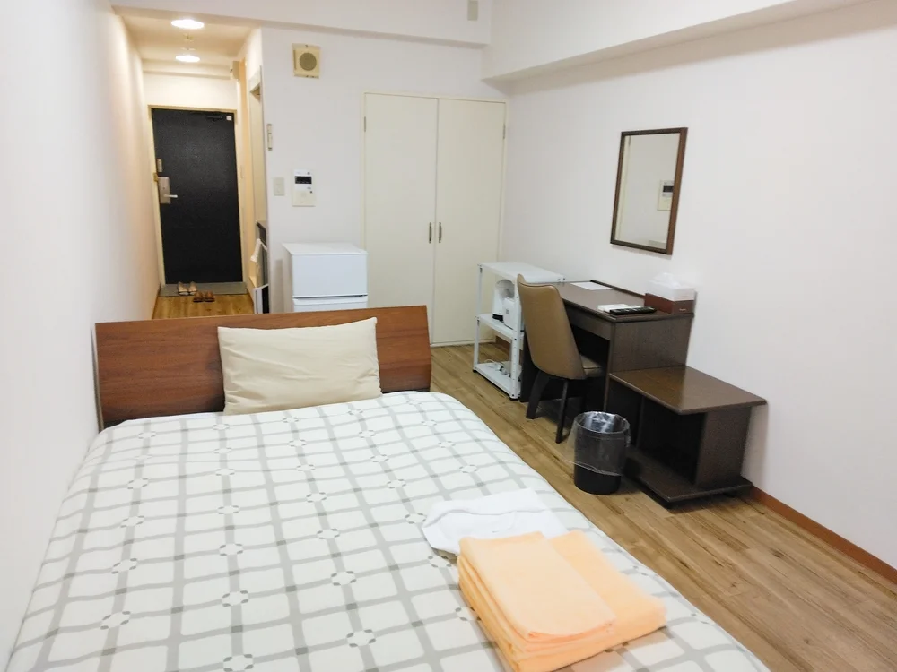 初めての利用でも安心。急なトラブルやお問い合わせも充実に対応。1階にフロントあり。