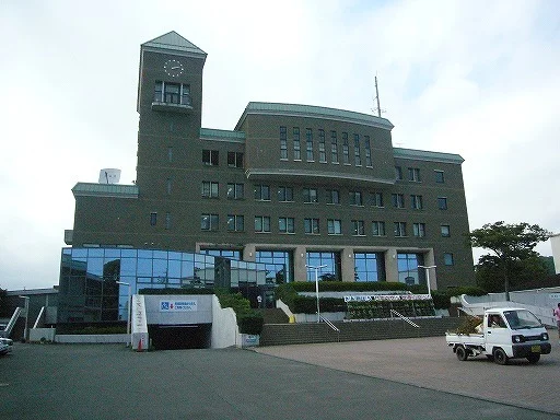 牧之原市役所まで1300m
