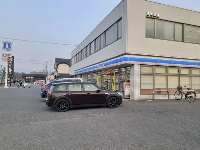 ローソン大村古賀島店まで376m