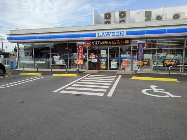ローソン鳥栖商工団地店まで690m