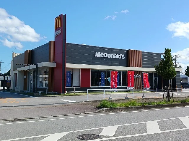 マクドナルド石川店まで1700m