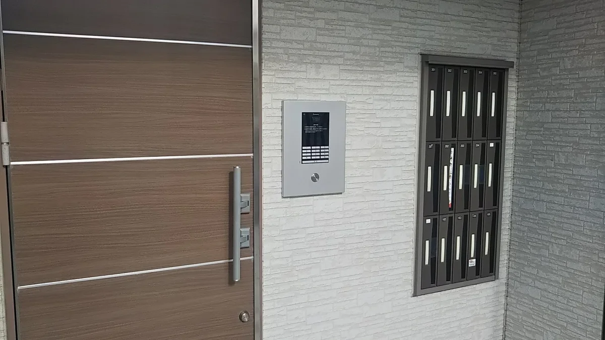 オートロック完備
