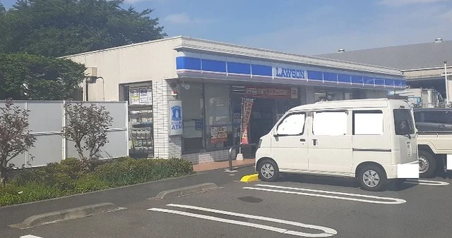 ローソン飯山南店まで650m