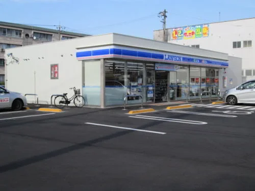 ローソン 福井御幸店まで600m