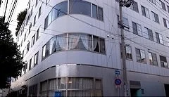 クワヤ病院さんまで300m