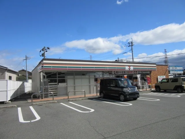 セブンイレブン宇土松山町店まで550m