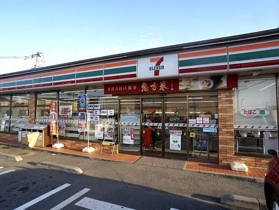 セブンイレブン桶川末広３丁目店まで640m