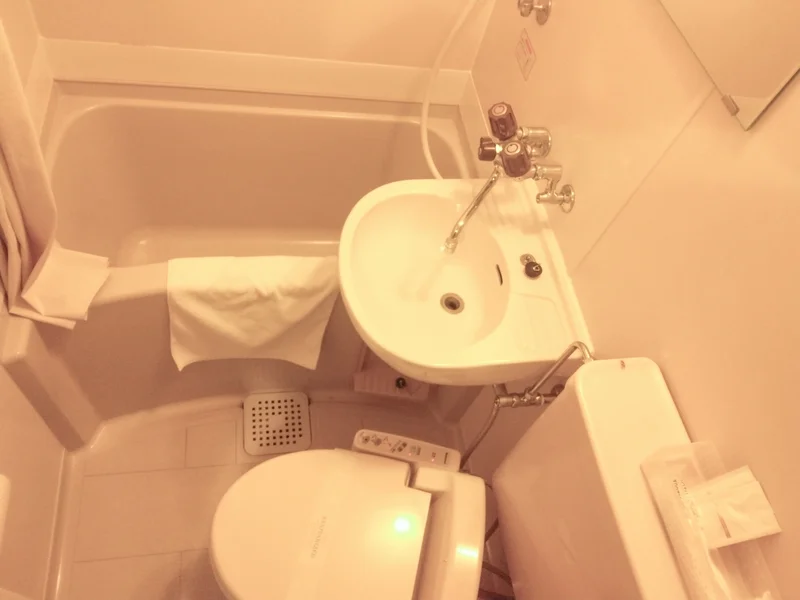 温水便座機能付き・ユニットバス