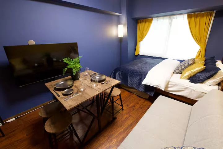 新大阪駅すぐ！キレイなブルーのクロスが素敵なお部屋です♪