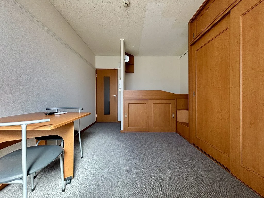 ２階　部屋