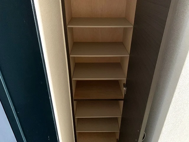 靴箱です。
