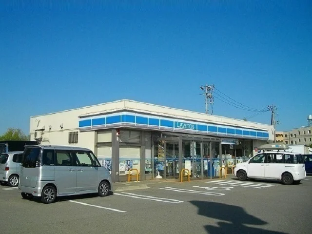 ローソン　新屋鳥木町店まで500m