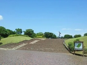 青葉の森公園まで1670m