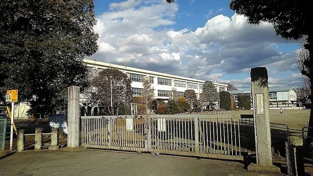 石岡市立府中小学校まで1250m