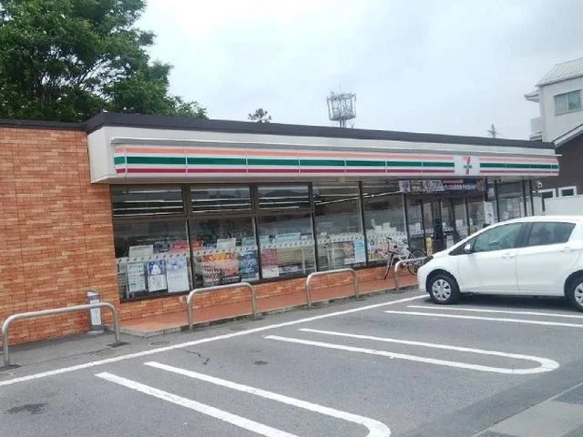 セブンイレブン佐久岩村田店まで800m