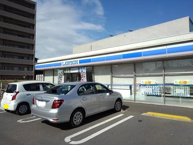ローソン坂出駒止町店まで500m