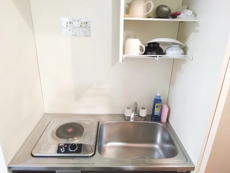 簡単な調理器具や食器もご用意しております