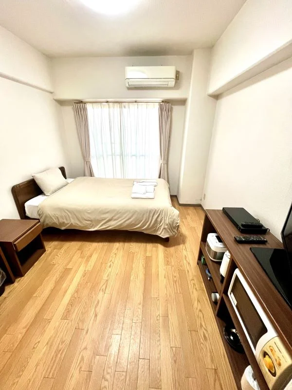 洗濯機無しのリーズナブルなお部屋です、館内のコインランドリーをご利用ください（洗濯機無料でご使用いただけます）