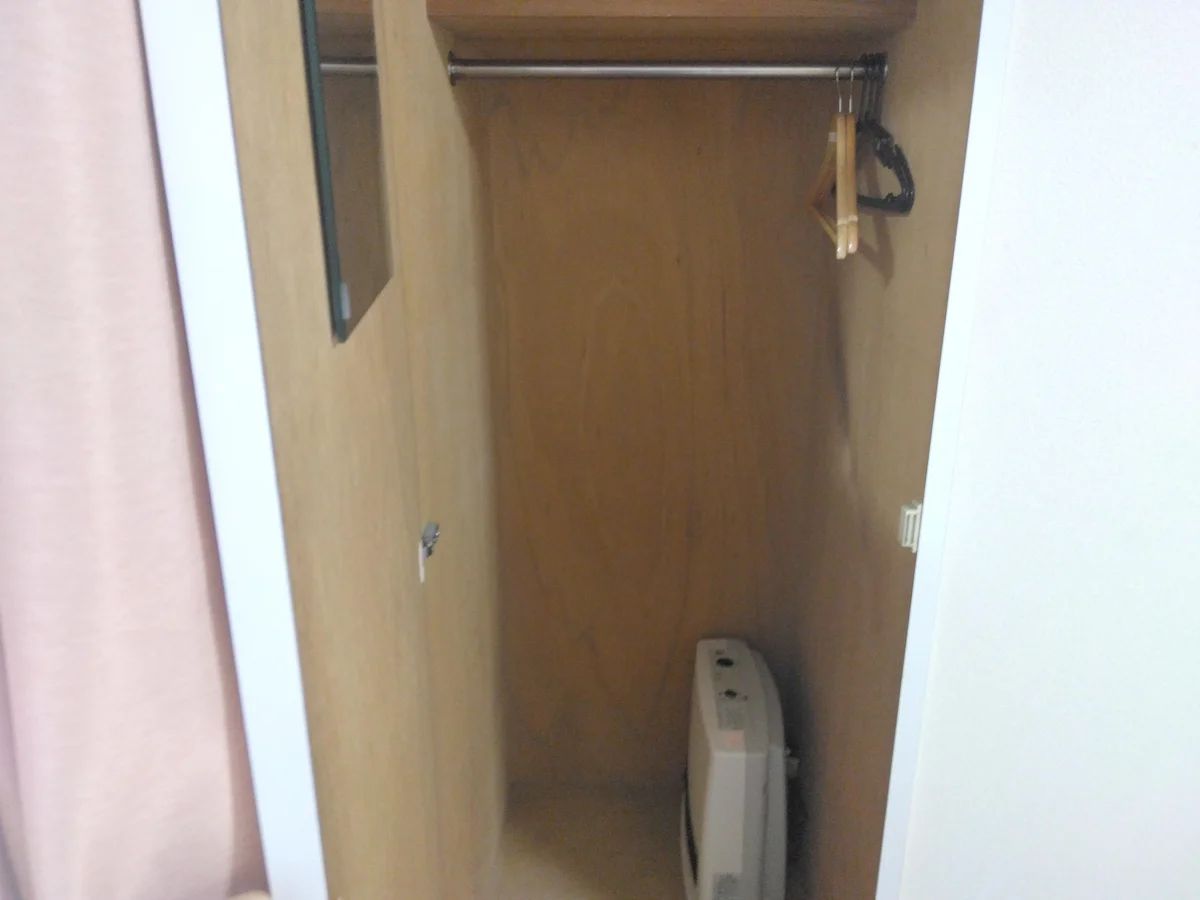 クローゼット・ハンガー付き