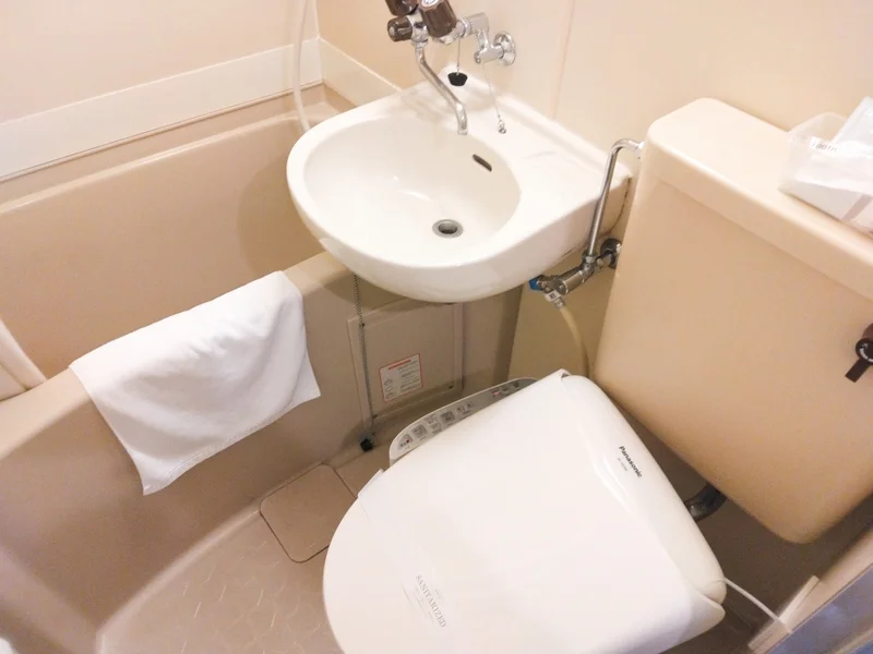ユニットバス・温水便座付トイレ