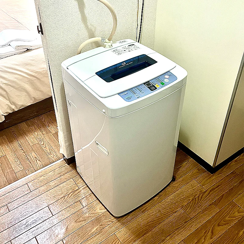 洗濯機は室内にございます