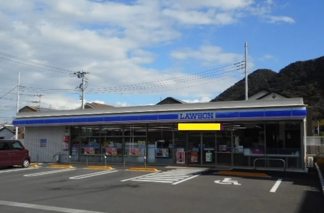 ローソン沼津下香貫南店まで140m