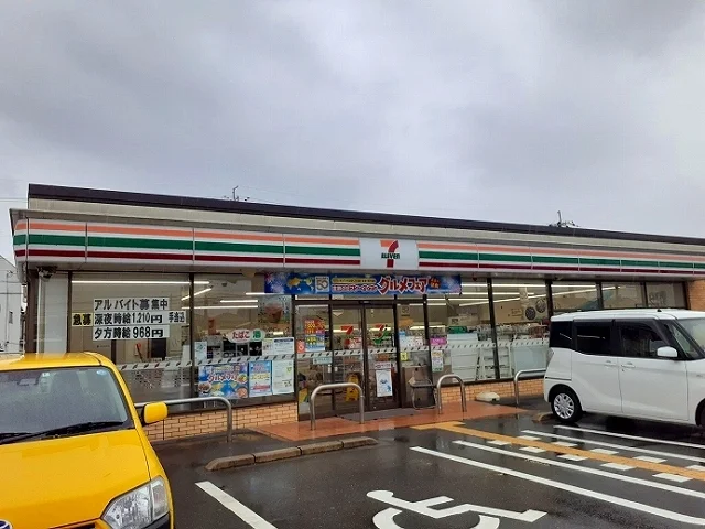 セブンイレブン 久御山佐山店まで650m