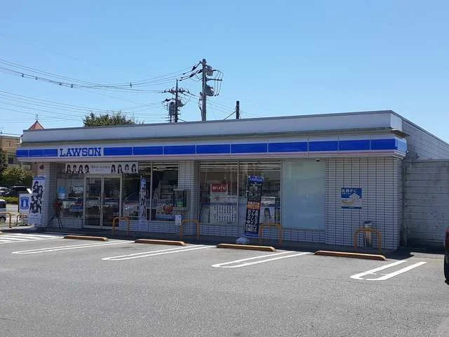 ローソン石岡東石岡二丁目店まで437m
