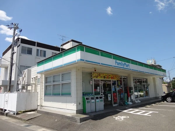 ファミリーマート敦賀花城店まで800m
