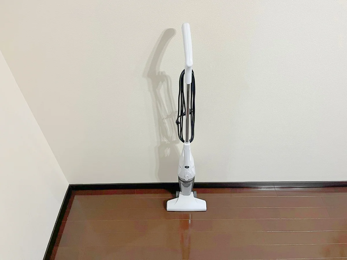 スティッククリーナーをご用意しています！気になるところもサッとお掃除できます✨
