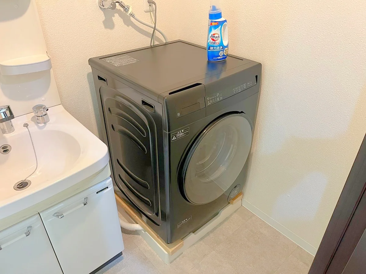洗濯機は室内にあります♪ドラム式の洗濯機です👍