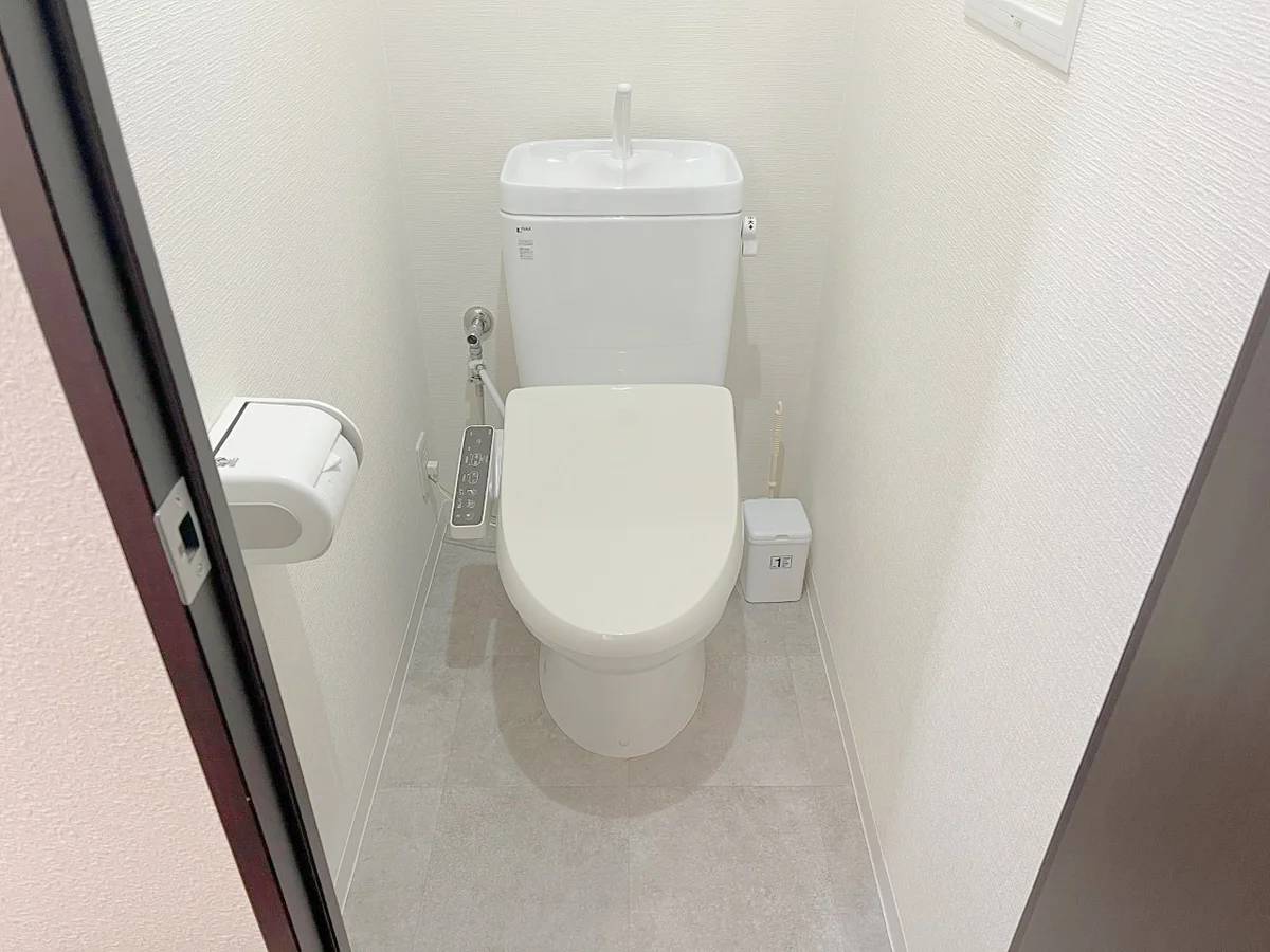 温水洗浄便座付きトイレです🚽