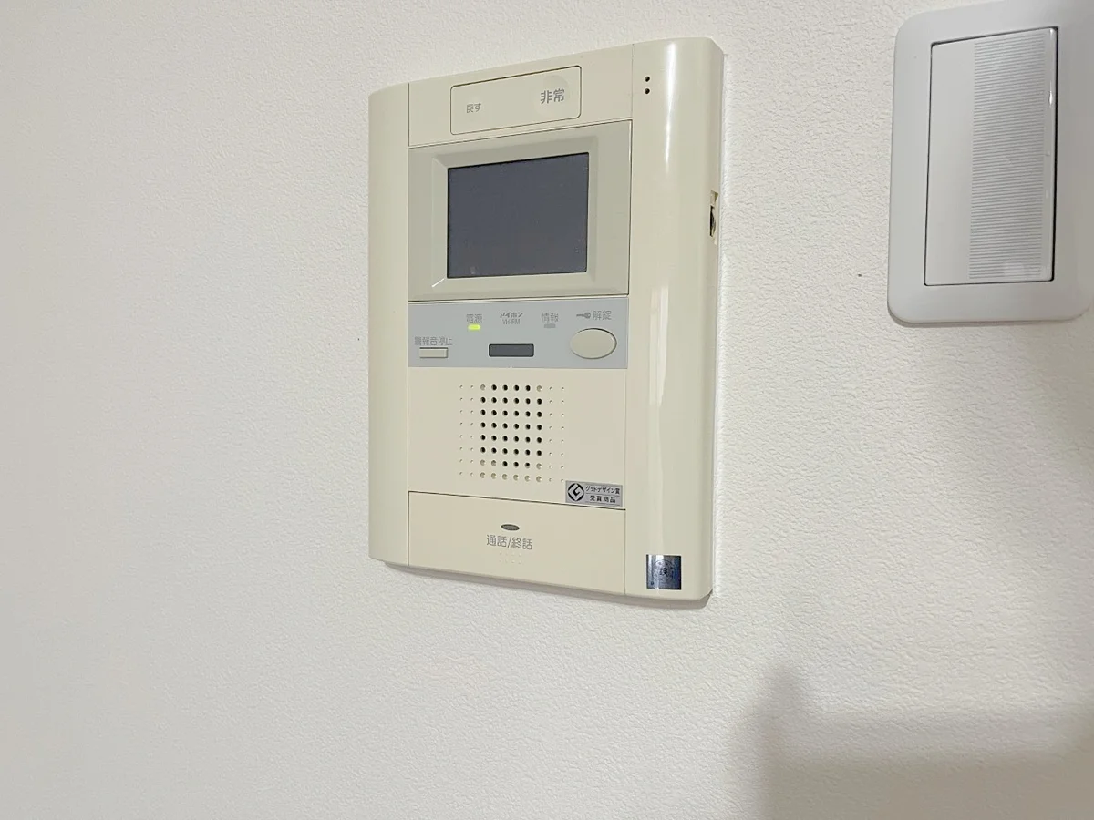 エントランスのオートロックはこちらから解錠出来ます🔓