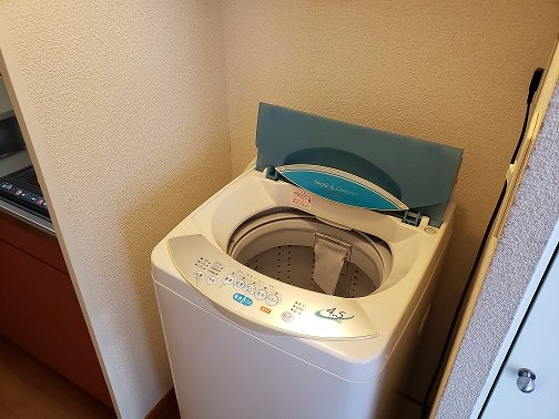 家具家電はメーカー等が異なる場合がございます。