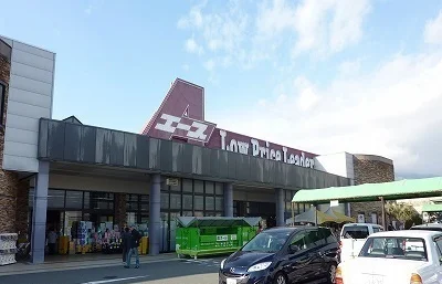 ラコアンドエース沼津店まで160m