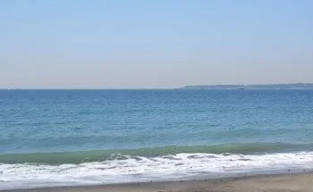 三浦海岸まで370m