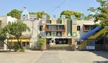 三浦幼稚園まで230m