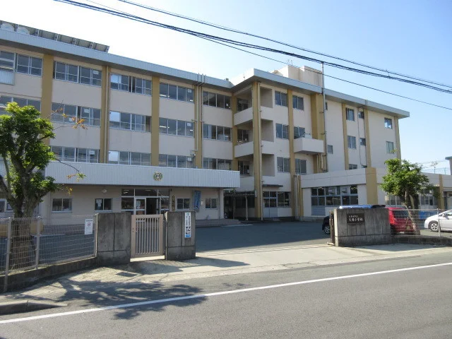 天領小学校まで600m