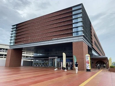 深谷市役所まで2100m