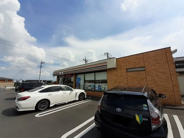 セブンイレブン赤堀今井店まで650m