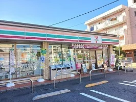 セブンイレブンまで184m